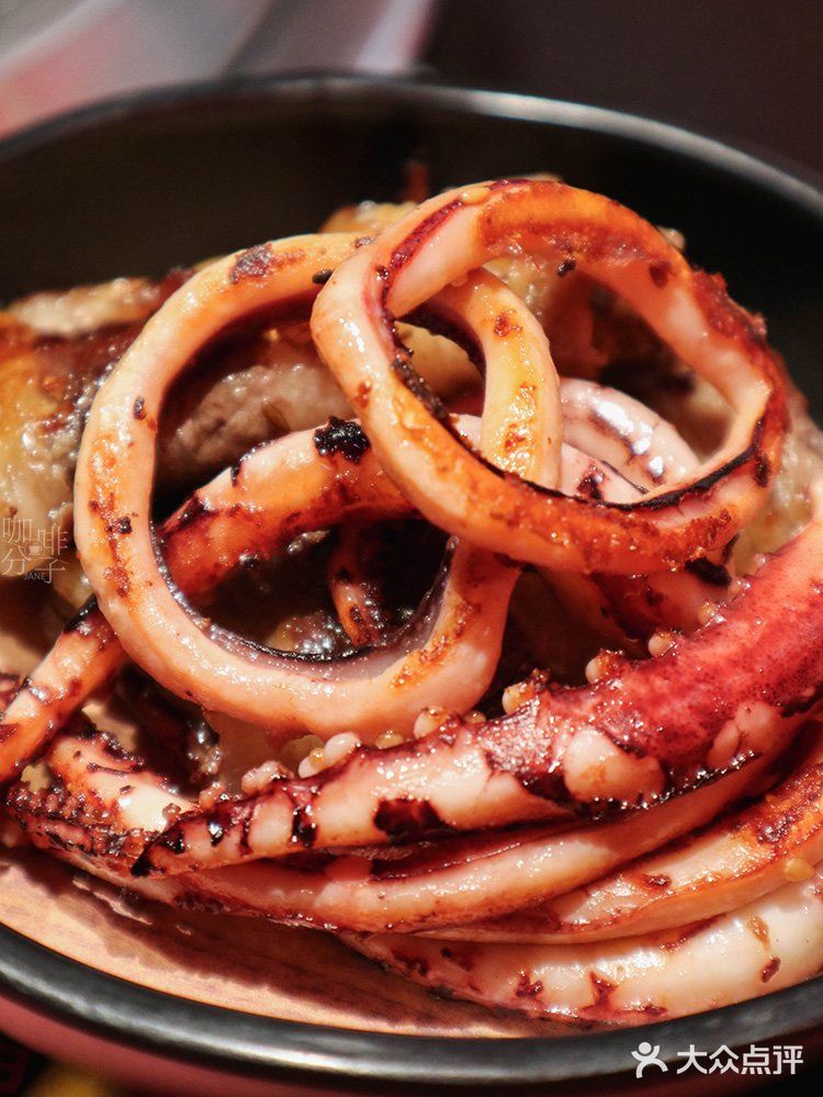 广州美食丨降温天，到氛围感十足的烧小小吃烤肉啦〜