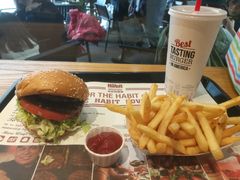 -The Habit Burger Grill 哈比特汉堡(爱琴海店)