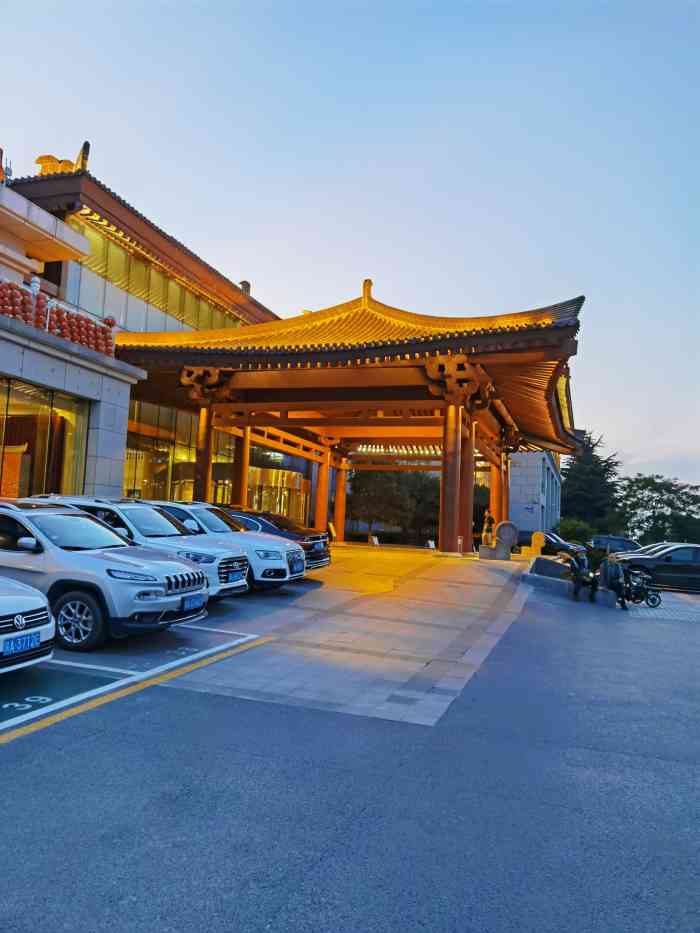 曲江惠宾苑-"挺实惠的,服务也不错,就是晚茶开始时间太.