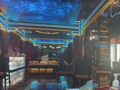 -屋有岛沉浸游戏旗舰店(中山公园店)