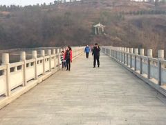 -中国西峡恐龙遗迹园