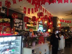 -大头虾越式风味餐厅(光明广场店)