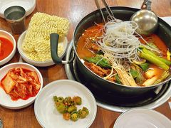 -元堂脊骨土豆汤(明洞2号店)