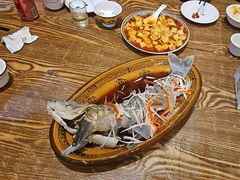 -乡土特色.冷锅鱼.牦牛肉汤锅