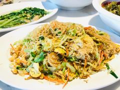 炒粉-老六海鲜城