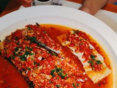 老实人酱椒鱼头-蜀香格格•剁椒鱼头(龙西店)