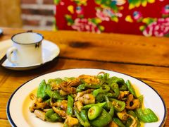 -闯关东东北农家菜(崂山石老人店)