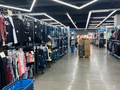 -迪卡侬(徐泾店)