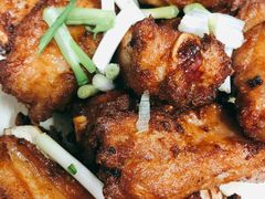 蒜香骨-唔呶喔哩酒家(生产街店)