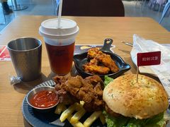 -必胜客(航洋国际店)