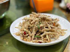 干炸茶树菇-老四川平头酸菜鱼(衙前店)