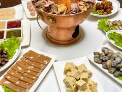 -鑫渔港海鲜本地菜·山海关浑锅(东戴河店)