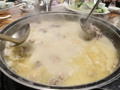 -侠成水上农庄(工业大道店)