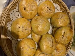 -蔼若春.传承三十年云南菜(金碧公园店)