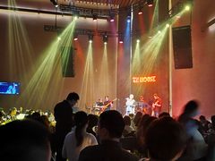 -TZ House音乐现场(来福士中心店)