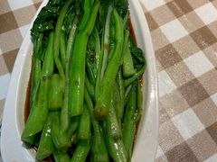 -新大咀港式茶餐厅(宝山万达店)