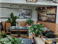 大堂-八两八金·莱芜特色炒鸡(市南漳浦路店)