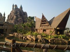 逃出恐龙岛-厦门方特梦幻王国