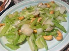 -绿茶餐厅(同成街华联店)
