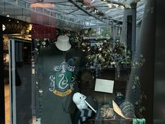 -九又四分之三站台哈利波特商店