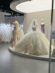 -PAI婚纱礼服设计馆【大牌租赁/高级定制】