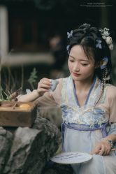 -一揽芳华汉服旗袍体验馆(拙政园店)