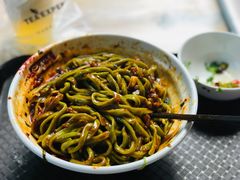 油泼炸酱菠菜面-老陈婆手工面庄