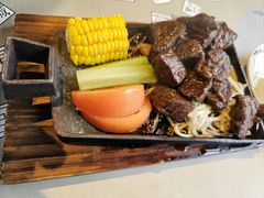 铁锄牛排-穹六人间 people 6(岳阳路店)