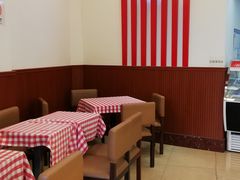 -红宝石·鲜奶小方·海派西点房(四平店)