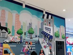 -家乐福(四元桥购物中心店)
