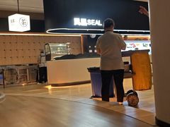 -涨巢·潮玩水疗局