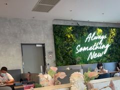 -必胜客(武汉欢乐谷店)
