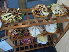 -易门野生菌府·菌海森林(月牙潭公园店)