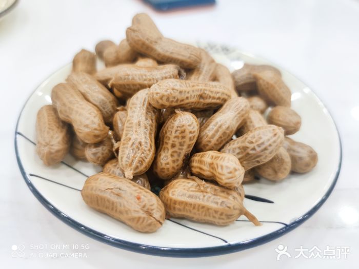 老地方烧烤·小龙虾(天虹二店)话梅花生图片