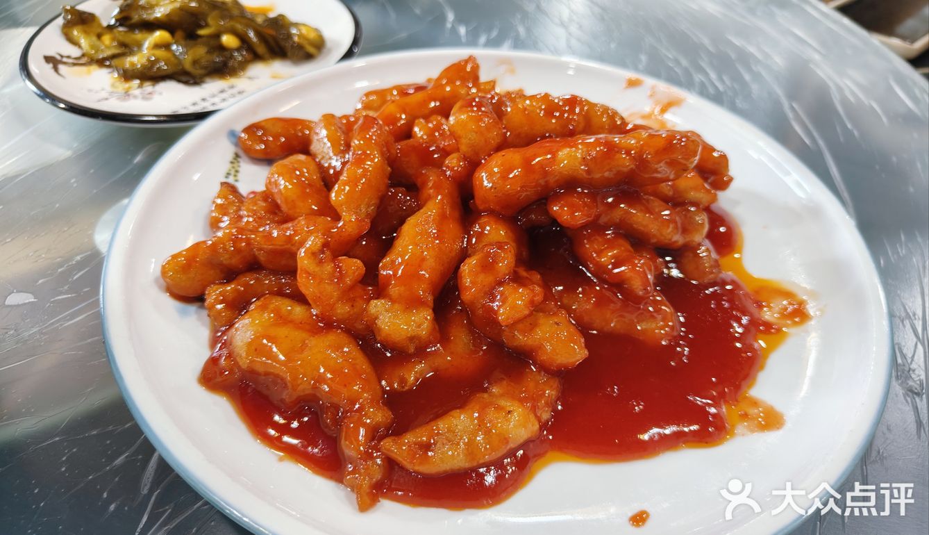 六一就要大吃特吃，和朋友一起下馆子啦[色]