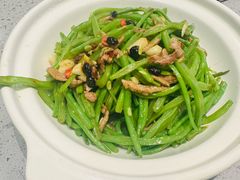 扁豆丝炒肉-满席珍清真烤鸭店•北京菜(天坛店)