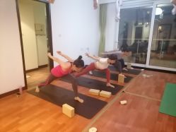 -Yvon yoga 瑜伽·精准体态管理中心