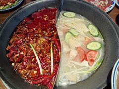 -萍姐火锅·公路夜市(武汉首店)