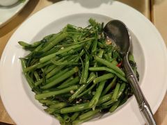 -Sala Thai Restaurant