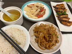 -玥奢国际母婴护理中心(滨江宝龙店)