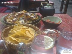 -Pistolera Mexican Cantina女枪手墨西哥餐厅(碧云路店)