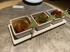 -穹六人间 people 6(岳阳路店)
