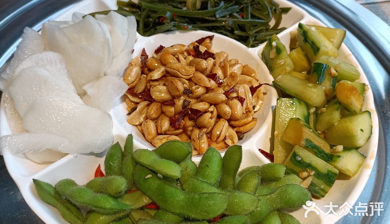 一年多没吃烧烤了，今天家人聚餐，又来了这家店