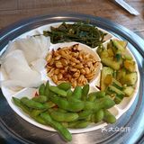 一年多没吃烧烤了，今天家人聚餐，又来了这家店
