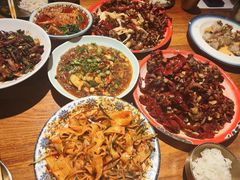 -柴窝堡22号辣子鸡·传承新疆菜