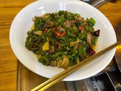 -食德喜·阳山鸡王食研基地