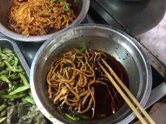 -中和裴氏蹄花(府河路店)