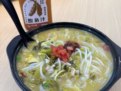 -德致祥云南过桥米线(云天小苑店)