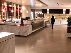 自助取餐区-上海临港美爵酒店·铃兰西餐厅