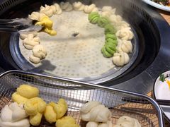 -山河屯铁锅炖(哈西站店)